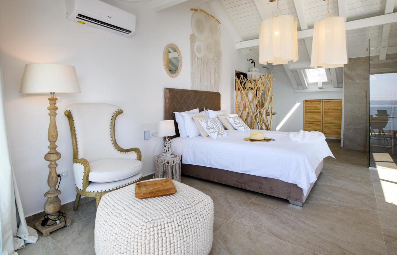 Gallery Luxury Suites & Rooms-Only Adults Split Bagian luar foto