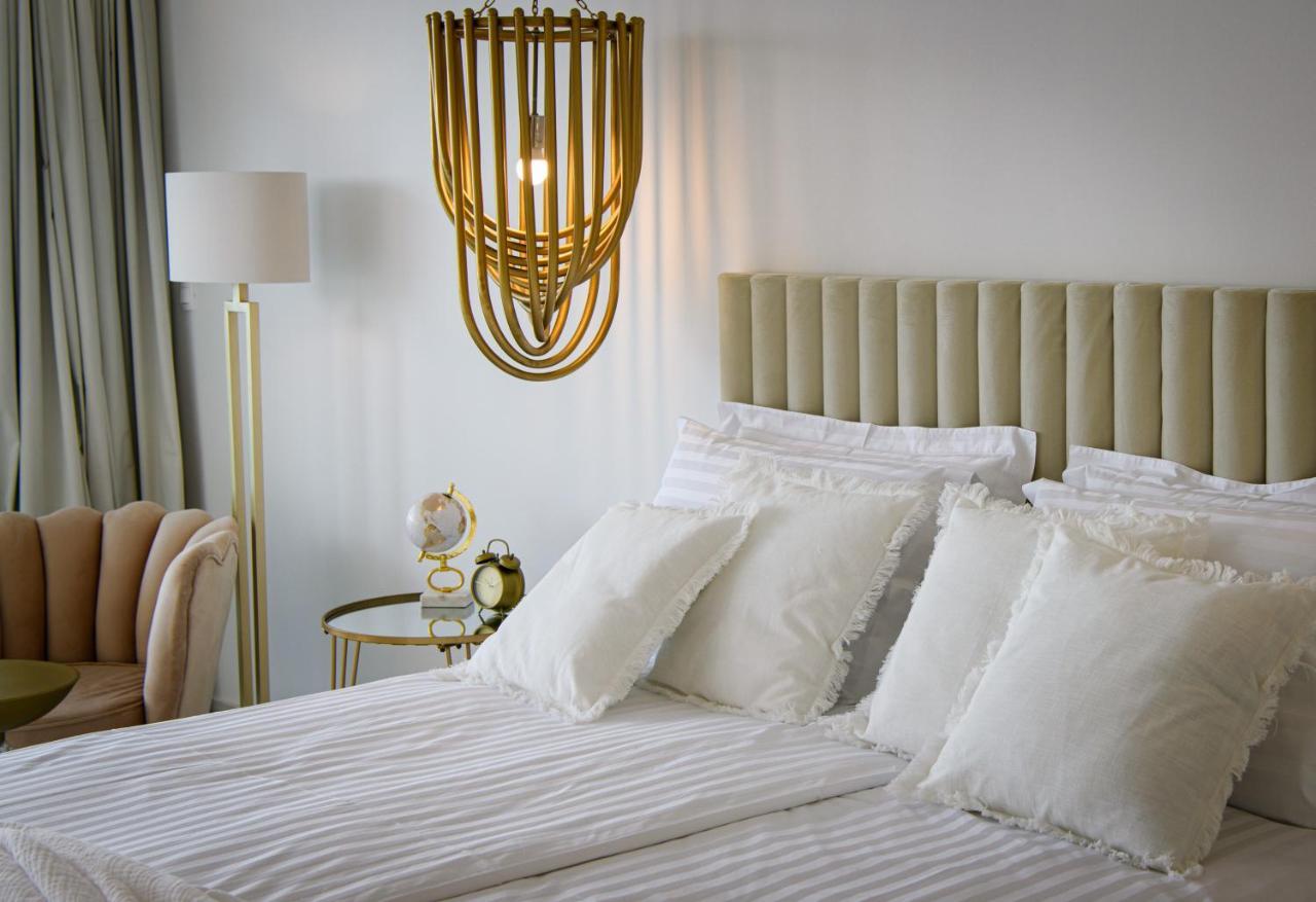 Gallery Luxury Suites & Rooms-Only Adults Split Bagian luar foto