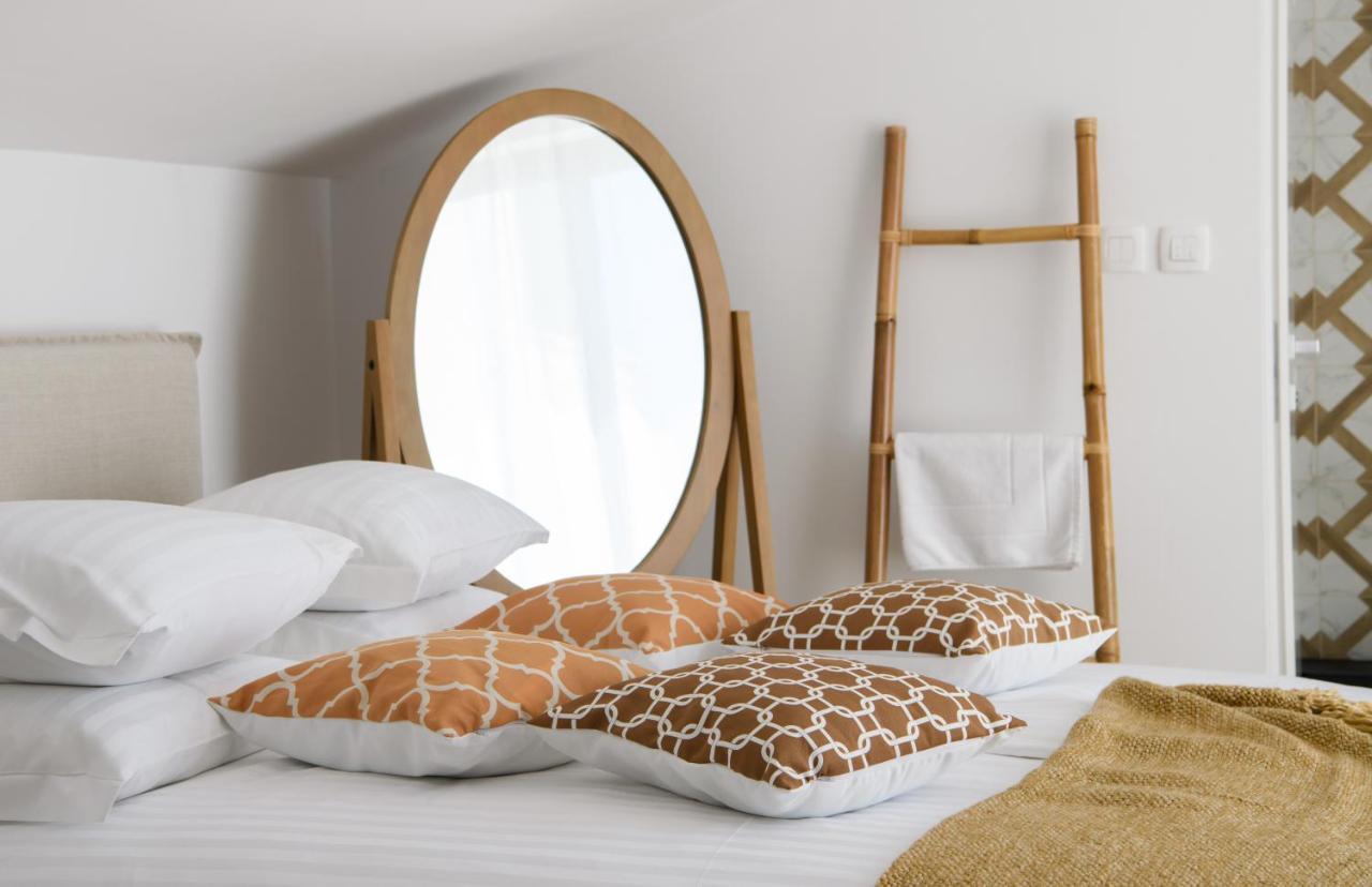 Gallery Luxury Suites & Rooms-Only Adults Split Bagian luar foto