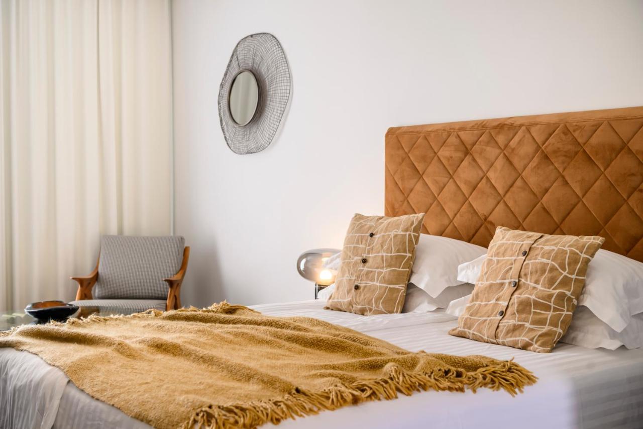 Gallery Luxury Suites & Rooms-Only Adults Split Bagian luar foto