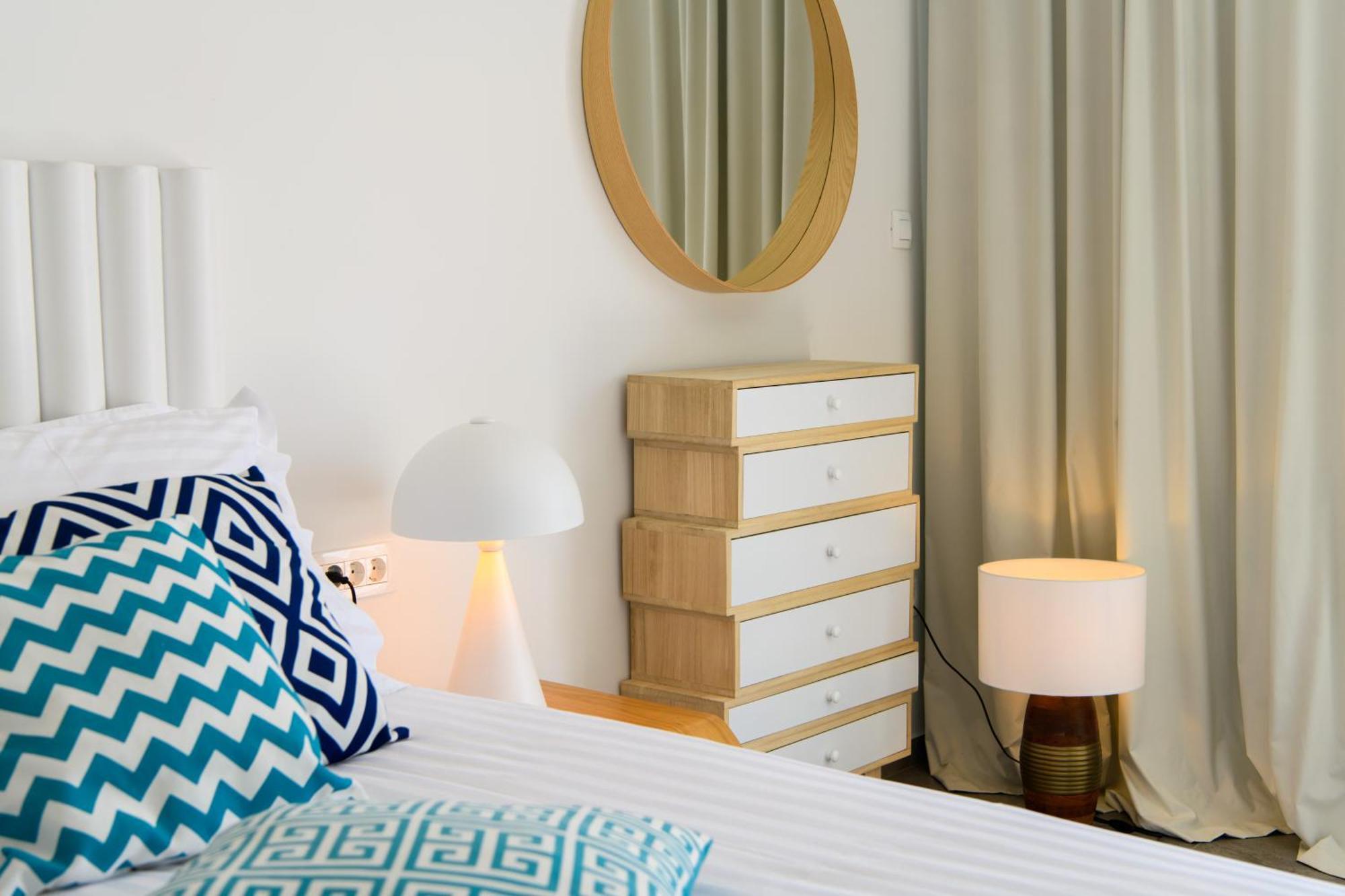 Gallery Luxury Suites & Rooms-Only Adults Split Bagian luar foto