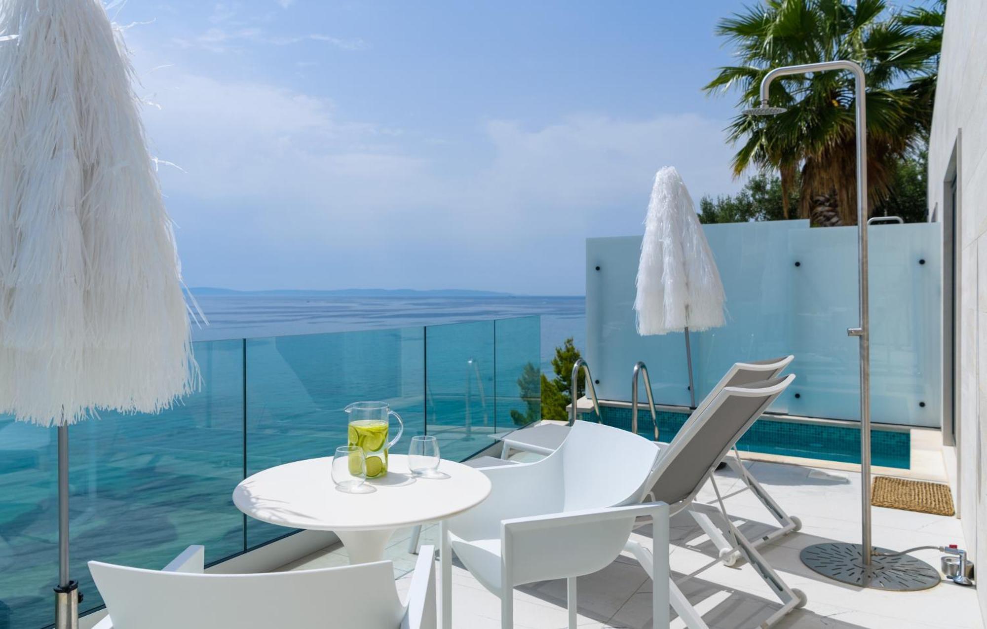 Gallery Luxury Suites & Rooms-Only Adults Split Bagian luar foto
