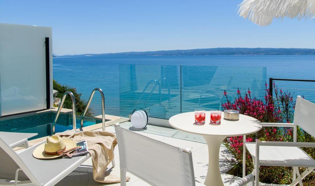 Gallery Luxury Suites & Rooms-Only Adults Split Bagian luar foto