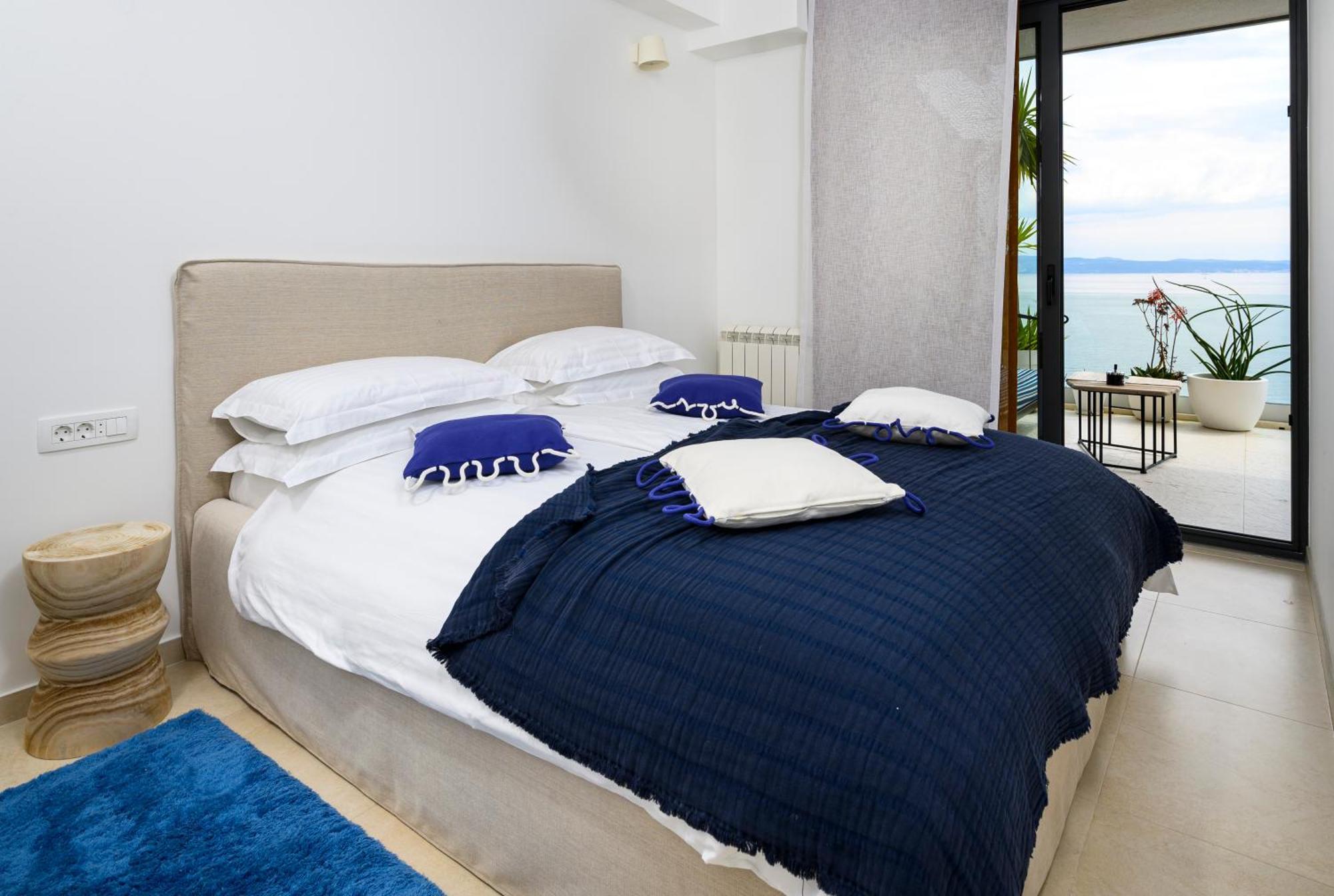 Gallery Luxury Suites & Rooms-Only Adults Split Bagian luar foto